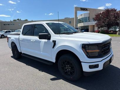 New 2026 Ford F150 XLT w/ XLT Black Appearance Package