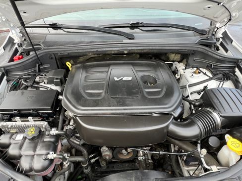 Used 2018 Jeep Grand Cherokee Overland image 27