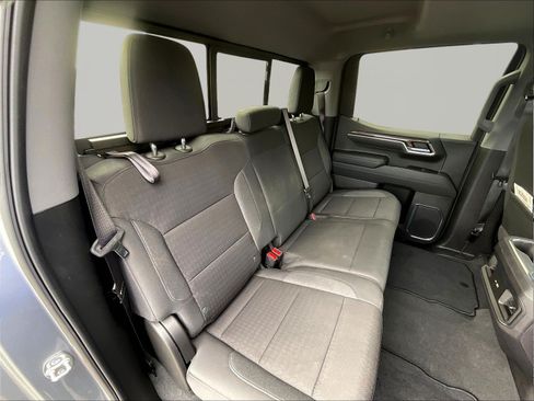 Used 2025 Chevrolet Silverado 1500 LT Trail Boss w/ Convenience Package II AWD/4WD image 26