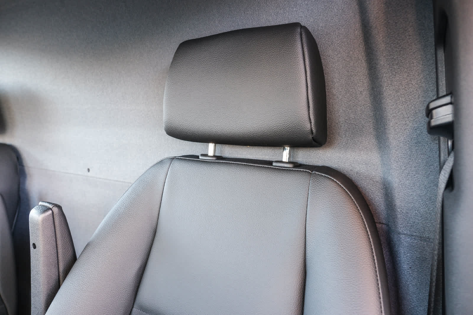 New 2025 Mercedes-Benz eSprinter 170 Cargo image 23