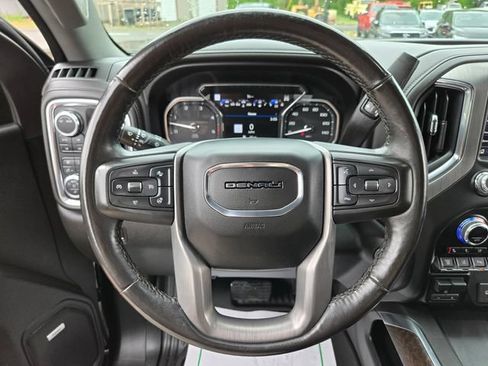 Used 2023 GMC Sierra 2500 Denali w/ Denali Black Diamond Edition AWD/4WD image 32