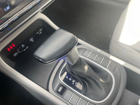 Used 2025 Hyundai Kona SEL image 39