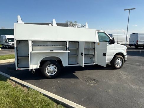 New 2025 Ford E-350 and Econoline 350 Super Duty w/ Power Equipment Group RWD image 15