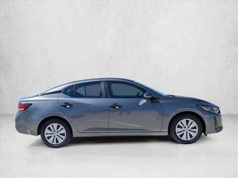 Used 2025 Nissan Sentra S image 4