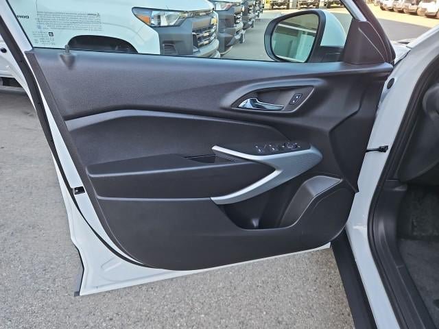 New 2026 Chevrolet Trax LS w/ LS Convenience Package FWD image 21