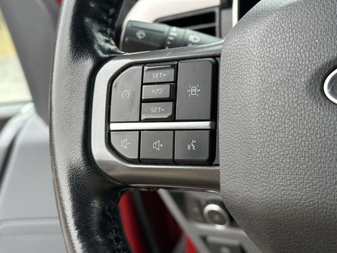 Used 2022 Ford F150 XLT w/ Equipment Group 302A High image 17