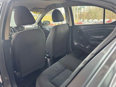 Used 2018 Nissan Versa S Plus image 19