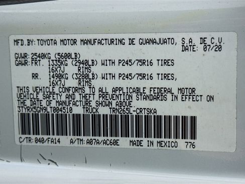 Used 2020 Toyota Tacoma SR image 39