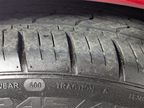 Used 2015 Tesla Model S 85D image 9