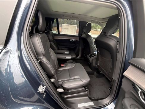 New 2026 Volvo XC90 B6 Ultra w/ Protection Package image 27