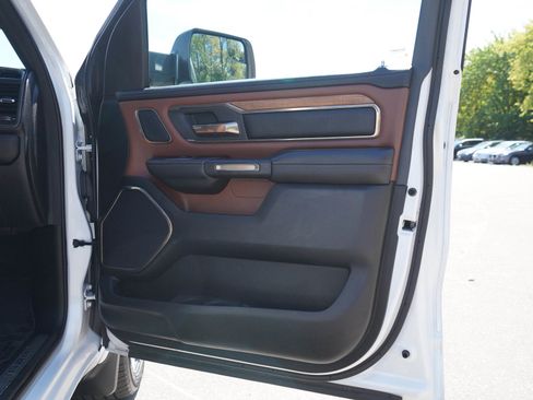 Used 2021 RAM 1500 Limited AWD/4WD image 9