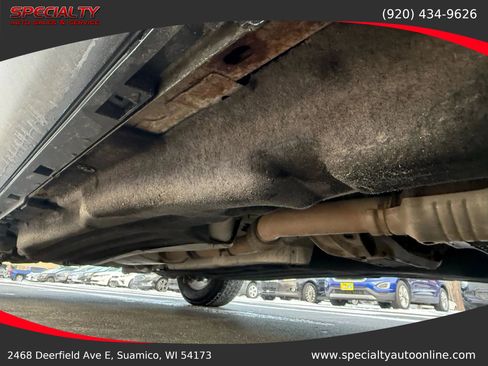 Used 2020 Ford Explorer XLT w/ Equipment Group 202A image 16