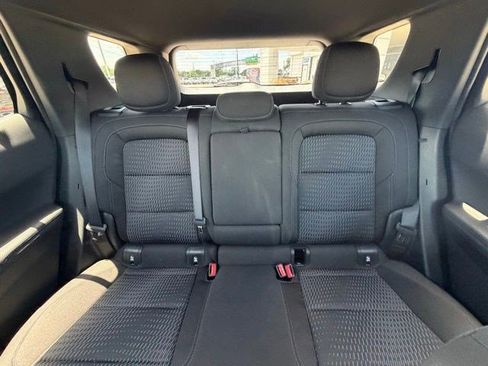 Used 2026 Chevrolet Equinox LT FWD image 7