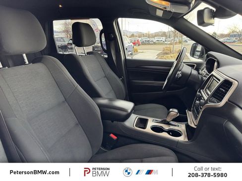 Used 2016 Jeep Grand Cherokee Laredo w/ Quick Order Package 23E image 15