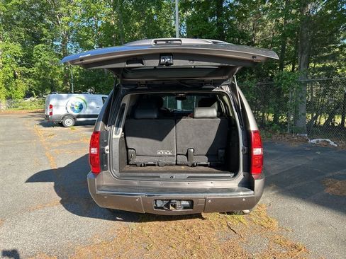 Used 2013 Chevrolet Tahoe LTZ image 33