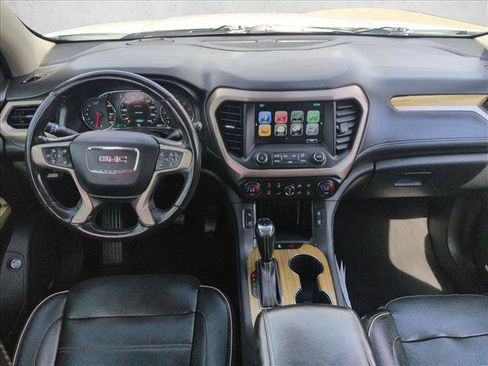 Certified 2019 GMC Acadia Denali w/ Technology Package AWD/4WD image 24
