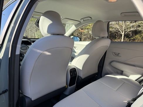 Used 2025 Hyundai Kona SEL image 26