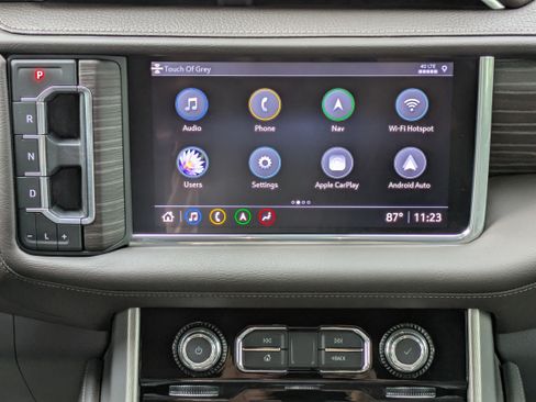 Used 2021 GMC Yukon Denali w/ Denali Ultimate Package RWD image 18