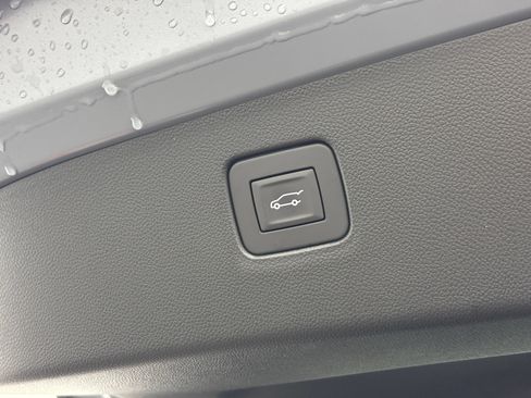 New 2026 Buick Envista Sport Touring w/ Convenience I Package FWD image 11