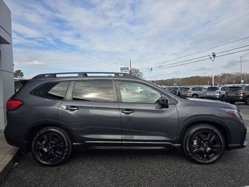 Used 2023 Subaru Ascent Onyx Edition Limited image 4