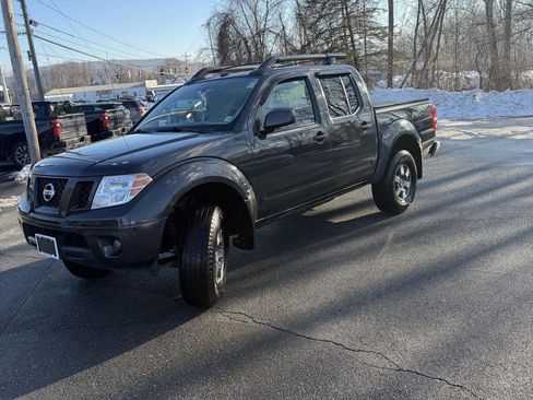 Used 2012 Nissan Frontier PRO-4X w/ Pro-4x Luxury Pkg image 2