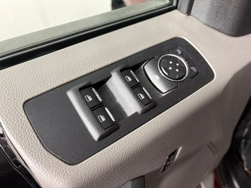 Used 2016 Ford F150 XLT w/ Equipment Group 302A Luxury AWD/4WD image 12