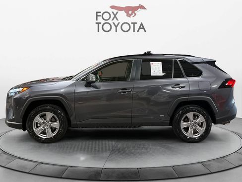 Used 2025 Toyota RAV4 XLE w/ Convenience Package AWD/4WD image 3