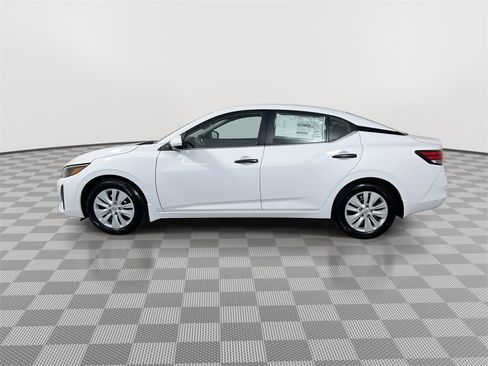 New 2025 Nissan Sentra S image 5