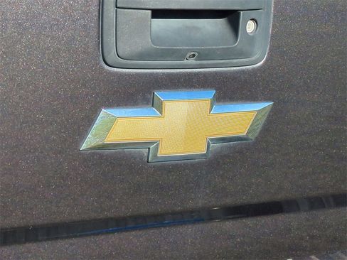 Certified 2015 Chevrolet Silverado 2500 LT w/ LT Convenience Package image 28