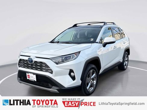 Used 2020 Toyota RAV4 Limited image 1