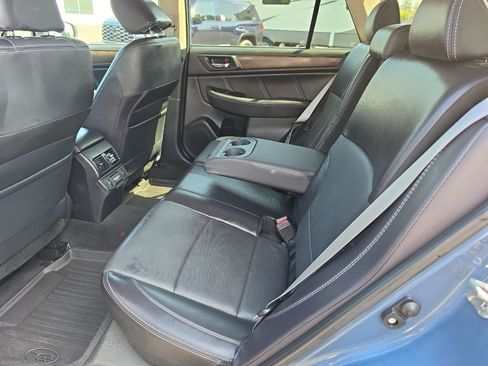 Used 2018 Subaru Outback 2.5i Limited w/ 50th Anniversary Edition AWD/4WD image 19