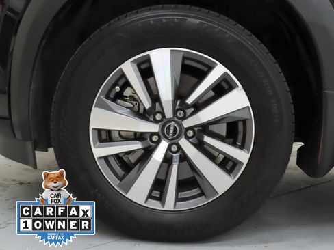 Used 2024 Nissan Pathfinder SL w/ Lighting Package (N92) image 26