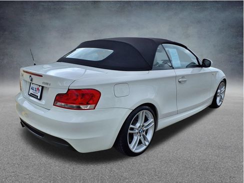Used 2013 BMW 135i Convertible RWD image 11