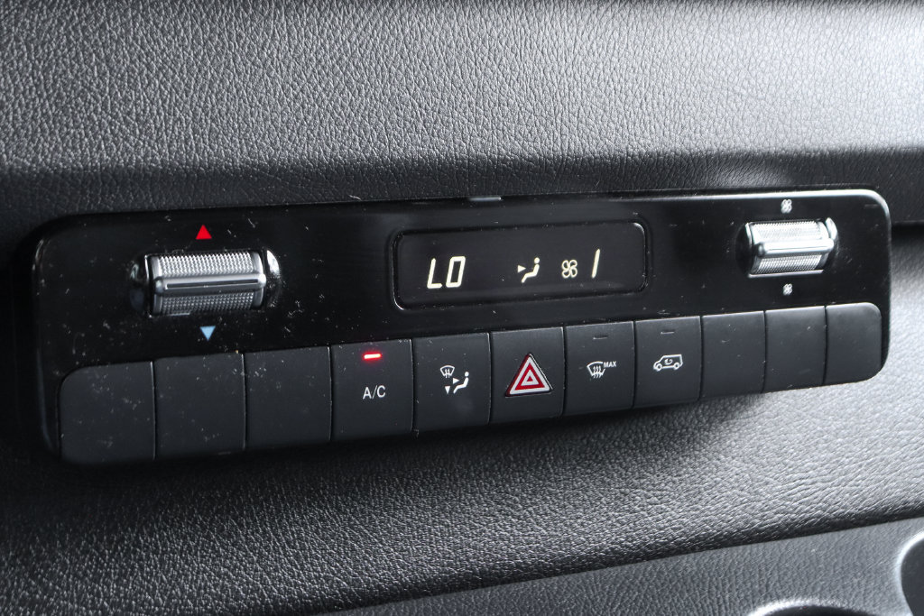 Used 2022 Mercedes-Benz Sprinter 2500 image 30