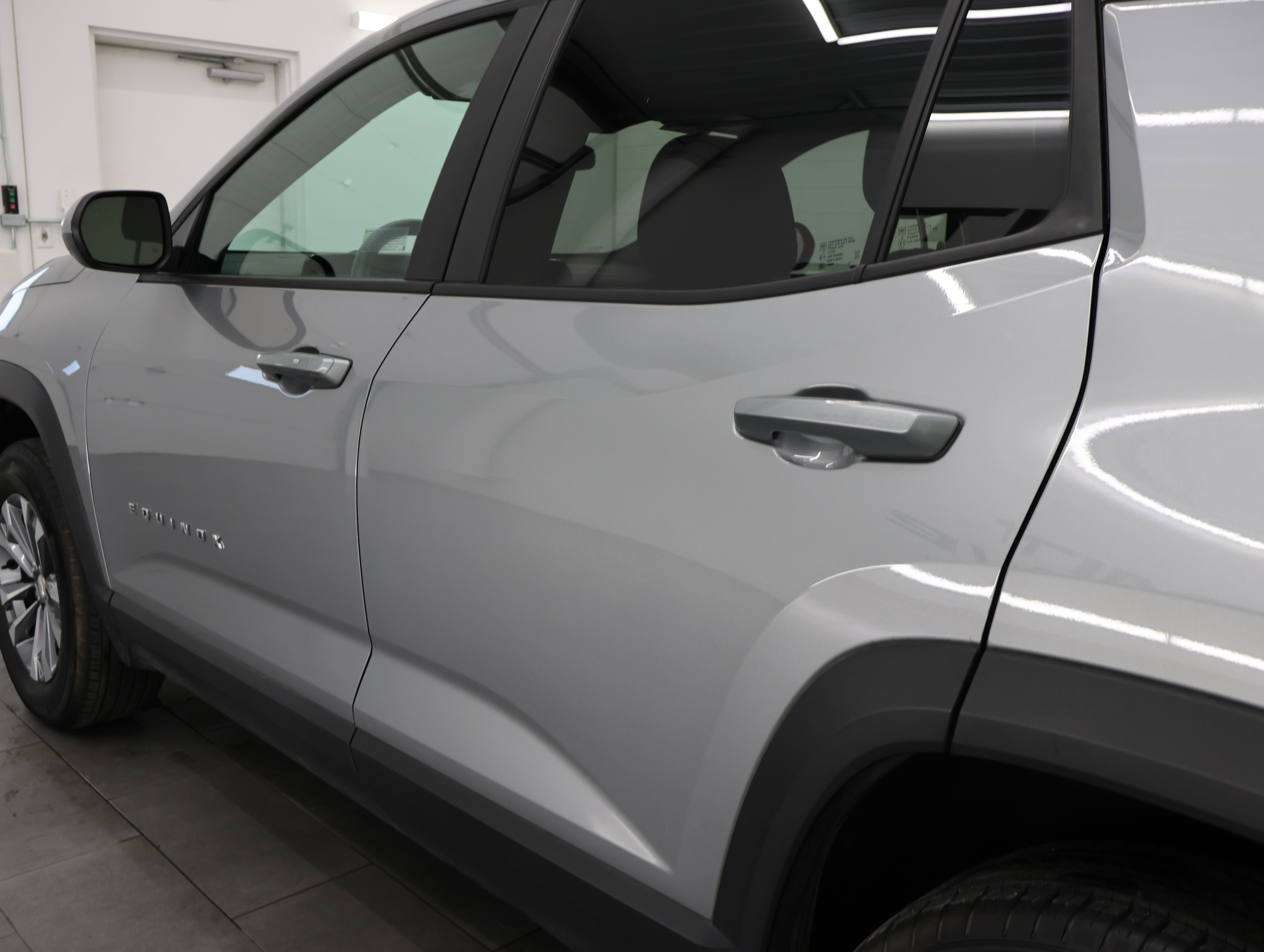 Used 2026 Chevrolet Equinox LT AWD/4WD image 30