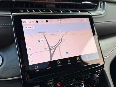 New 2025 Jeep Grand Cherokee Limited image 15