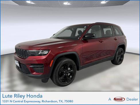 Used 2023 Jeep Grand Cherokee Altitude AWD/4WD image 1