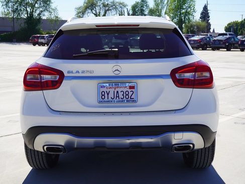 Used 2019 Mercedes-Benz GLA 250 image 10