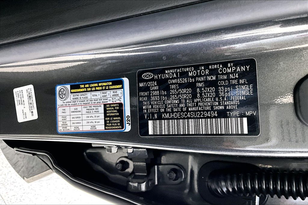 Used 2025 Genesis GV80 3.5T Advanced AWD/4WD image 41