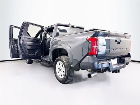 Used 2025 Toyota Tacoma SR5 RWD image 42