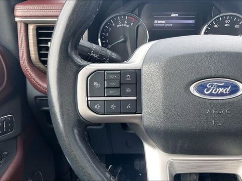 Used 2023 Ford Expedition Limited AWD/4WD image 17