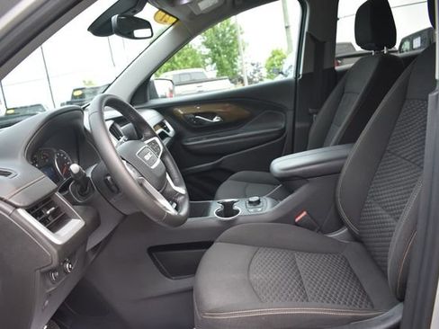 Certified 2021 GMC Terrain SLE w/ Driver Convenience Package AWD/4WD image 24