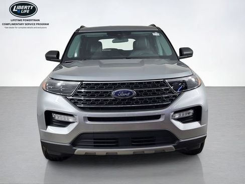 Certified 2024 Ford Explorer XLT w/ Equipment Group 202A AWD/4WD image 9