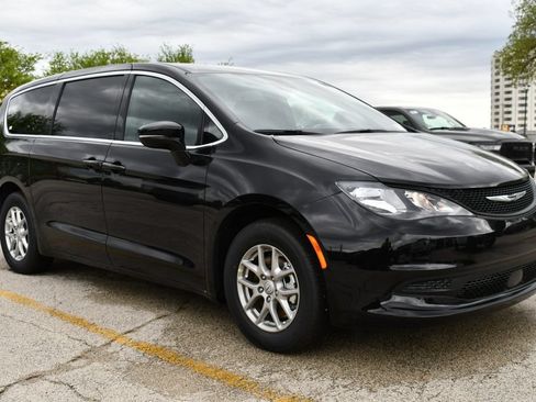 New 2026 Chrysler Voyager LX FWD image 1