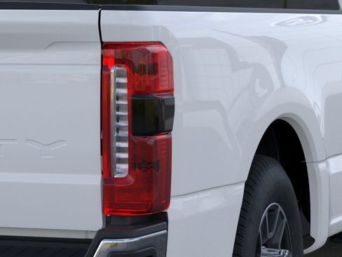 New 2026 Ford F250 Lariat RWD image 43