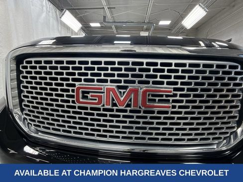 Used 2015 GMC Yukon Denali w/ Touring Package image 40