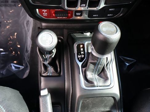 Used 2022 Jeep Wrangler Unlimited Rubicon 4xe w/ Steel Bumper Group image 29