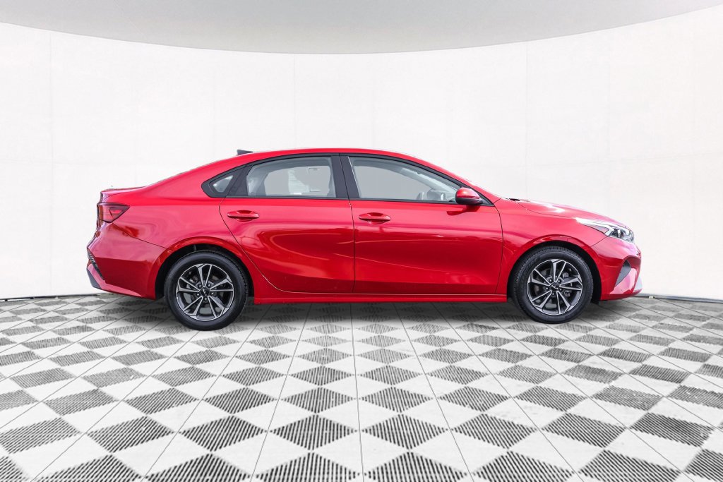 Used 2024 Kia Forte LXS FWD image 10