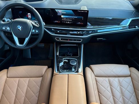 Certified 2024 BMW X5 xDrive50e w/ Premium Package image 17