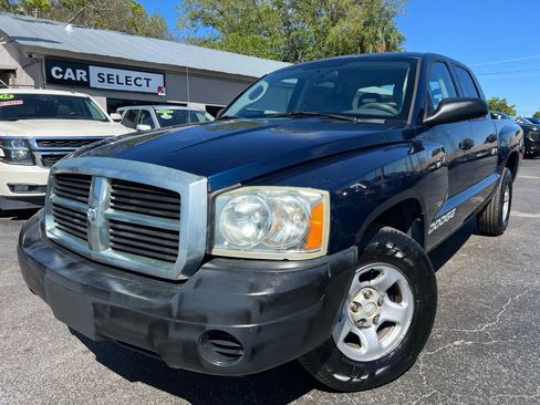 Used 2005 Dodge Dakota ST RWD image 1